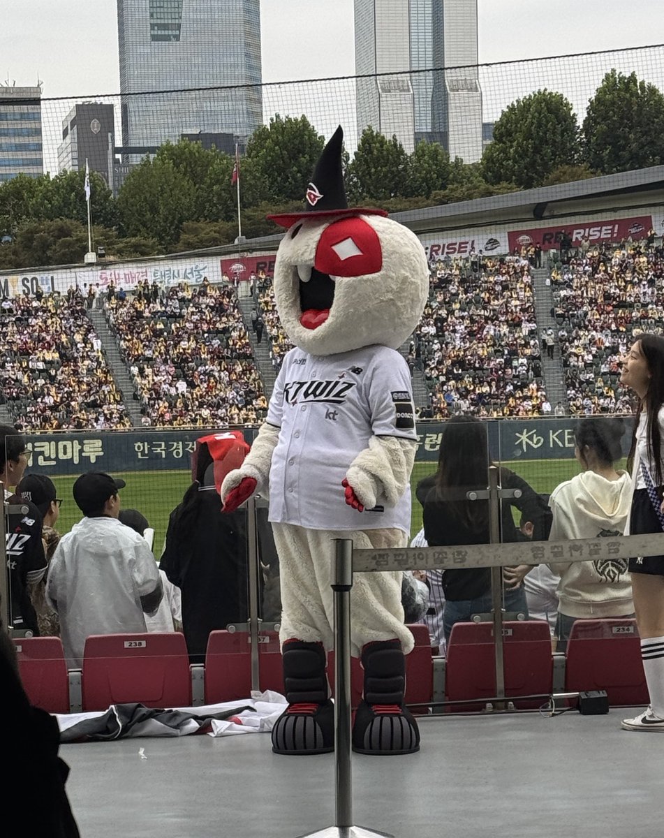 soojane0's tweet image. 나의 가을팀 케이티위즈 수고하셨습니다