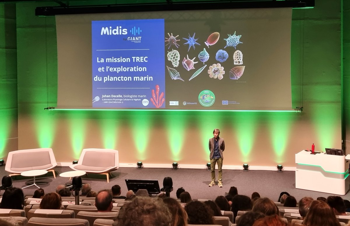 EMBL Grenoble (@emblgrenoble) on Twitter photo Very nice presentation by <a href="/JohanD13016359/">Johan Decelle</a> about the <a href="/EMBLtrec/">EMBLtrec</a> expedition and marine plankton research! 🌊🪸
Thanks to <a href="/GIANTcampus/">GIANT Innovation Campus</a> in Grenoble for organising this event for the French Science Week - this year on the theme of 'Oceans of knowledge'.
#FDS2024 #FDSAURA #PDS2024 Very nice presentation by <a href="/JohanD13016359/">Johan Decelle</a> about the <a href="/EMBLtrec/">EMBLtrec</a> expedition and marine plankton research! 🌊🪸
Thanks to <a href="/GIANTcampus/">GIANT Innovation Campus</a> in Grenoble for organising this event for the French Science Week - this year on the theme of 'Oceans of knowledge'.
#FDS2024 #FDSAURA #PDS2024