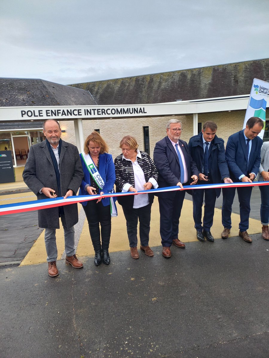 Caf du Calvados tweet media