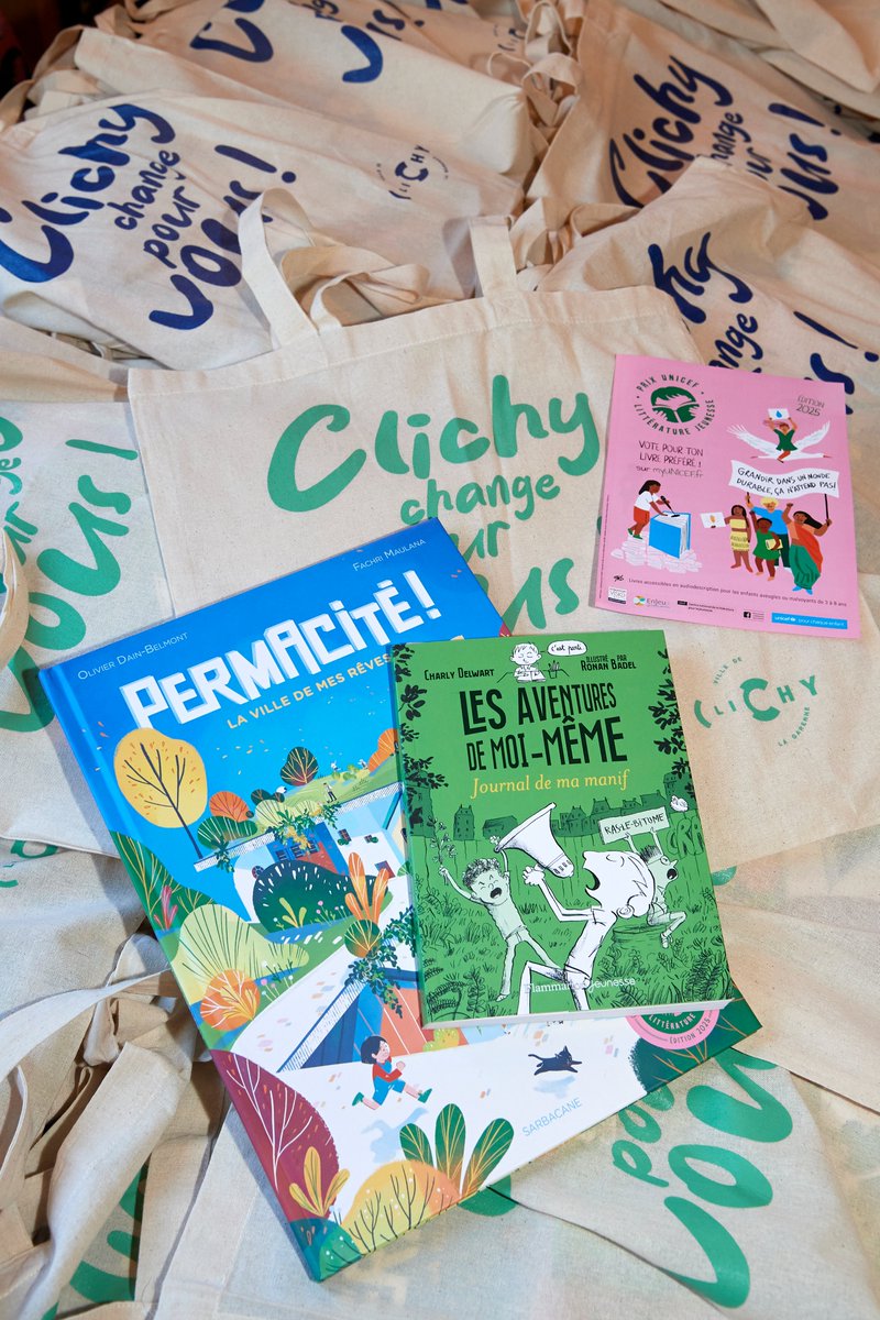 📚 Ce matin, 50 élèves de CM2 de l’école Gustave Eiffel ont reçu les livres du Prix UNICEF de littérature jeunesse 2025 (9-12 ans). <a href="/Caromercier92/">Caroline Mercier</a> a eu le plaisir de leur remettre ces ouvrages dédicacés.✍️