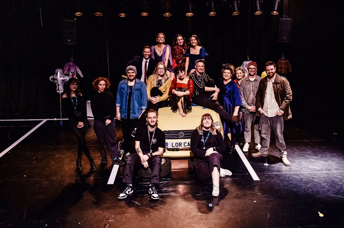 Tinderbox Theatre Company (@tinderboxni) on Twitter photo IT TAKES A (rural, Irish) VILLAGE. Meet the cast and crew of Yerma. <a href="/LyricBelfast/">Lyric Theatre Belfast</a> <a href="/BelfastFestival/">Belfast International Arts Festival</a>
📸 <a href="/carriedavenport/">Carrie Davenport</a> IT TAKES A (rural, Irish) VILLAGE. Meet the cast and crew of Yerma. <a href="/LyricBelfast/">Lyric Theatre Belfast</a> <a href="/BelfastFestival/">Belfast International Arts Festival</a>
📸 <a href="/carriedavenport/">Carrie Davenport</a>