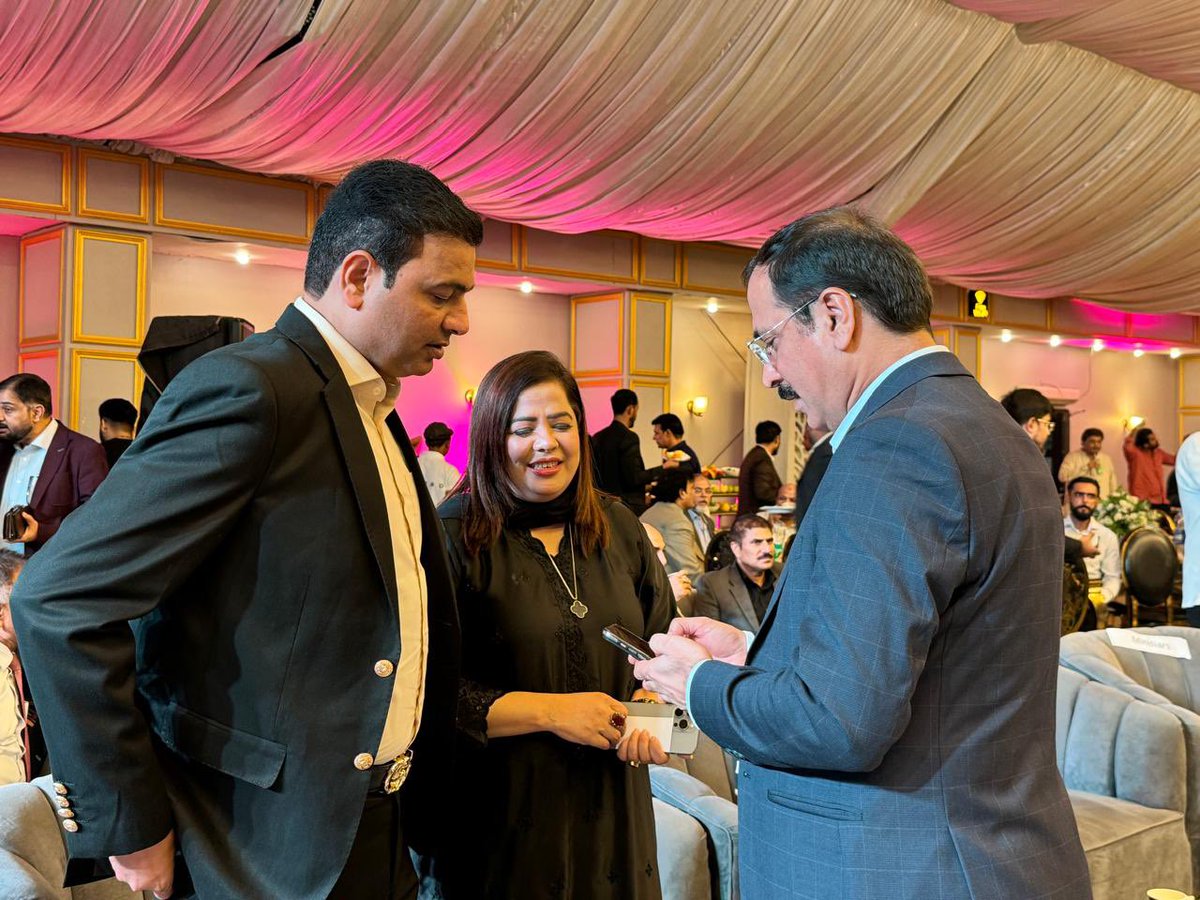 SaimaAgha17627's tweet image. MPA Saima Agha, Parliamentary Secretary for Sports and Youth Affairs, graced the Annual Fellowship Dinner 2024 hosted by TCN Executive Forum.

#mpasaimaagha #Globslwinningforum #sportsandyouthaffairs #PPP #PPPDigital #PPPKarachi #syedwaqarmehdi #AsifMoosa #TCN #ExecutiveForum