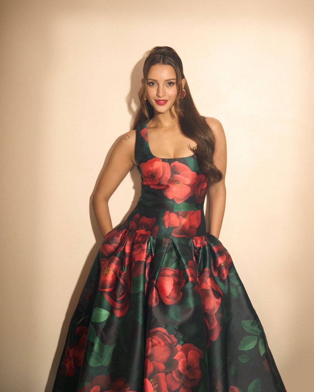 GZnEvGOWQAoCHrY?format=jpg&name=large