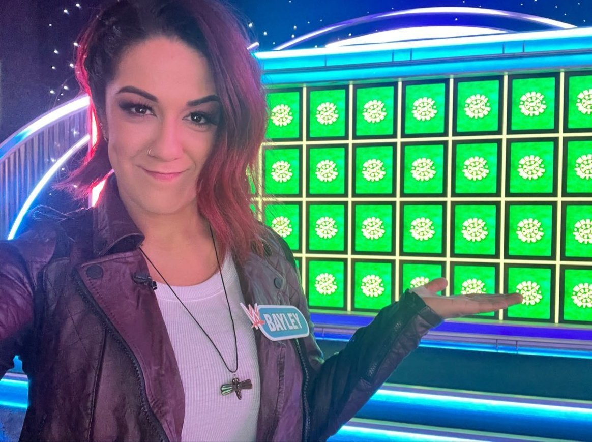 Jason_Gilliam05's tweet photo. It's #RoleModelFriday @itsBayleyWWE
#RoleModel #UltraStarRoleModel #BayleyIsHot #UltraStarBayley #DingDongHello #BayleySeason #UltraStarRoleModelChampion
#SmackDown https://t.co/iTKeboZeEm