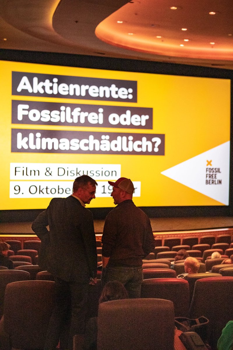 FOSSIL FREE Berlin tweet media