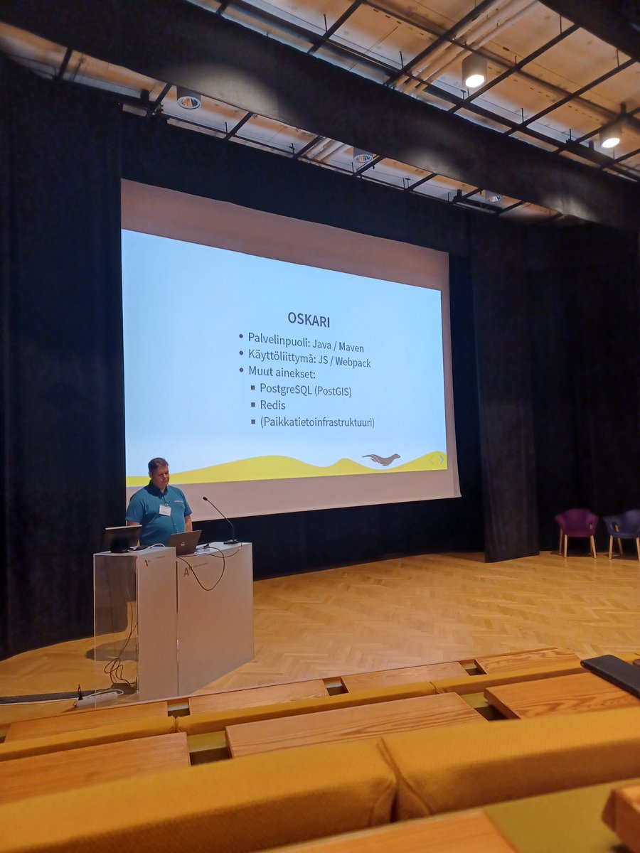 Last week we had the joy to present Oskari at <a href="/GeoforumSummit/">GeoForum Summit</a>! ☺️ Sami gave an introduction of Oskari and Juho talked about procuring Oskari and other open source GIS. Thanks to all the organizers and everyone who came to have a chat with us! 👋