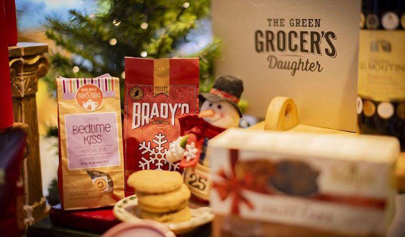 Corporate Gifting Made Easy 🎁
Seeking standout #clientgifts or memorable #teamgifts? 

Contact Us Today: 
📧 sales@greengrocersdaughter.com 
☎️ (01) 485 3187

#sustainablegiftingideas #seasonsgreetings #foodhampers #happyclients #happyteam