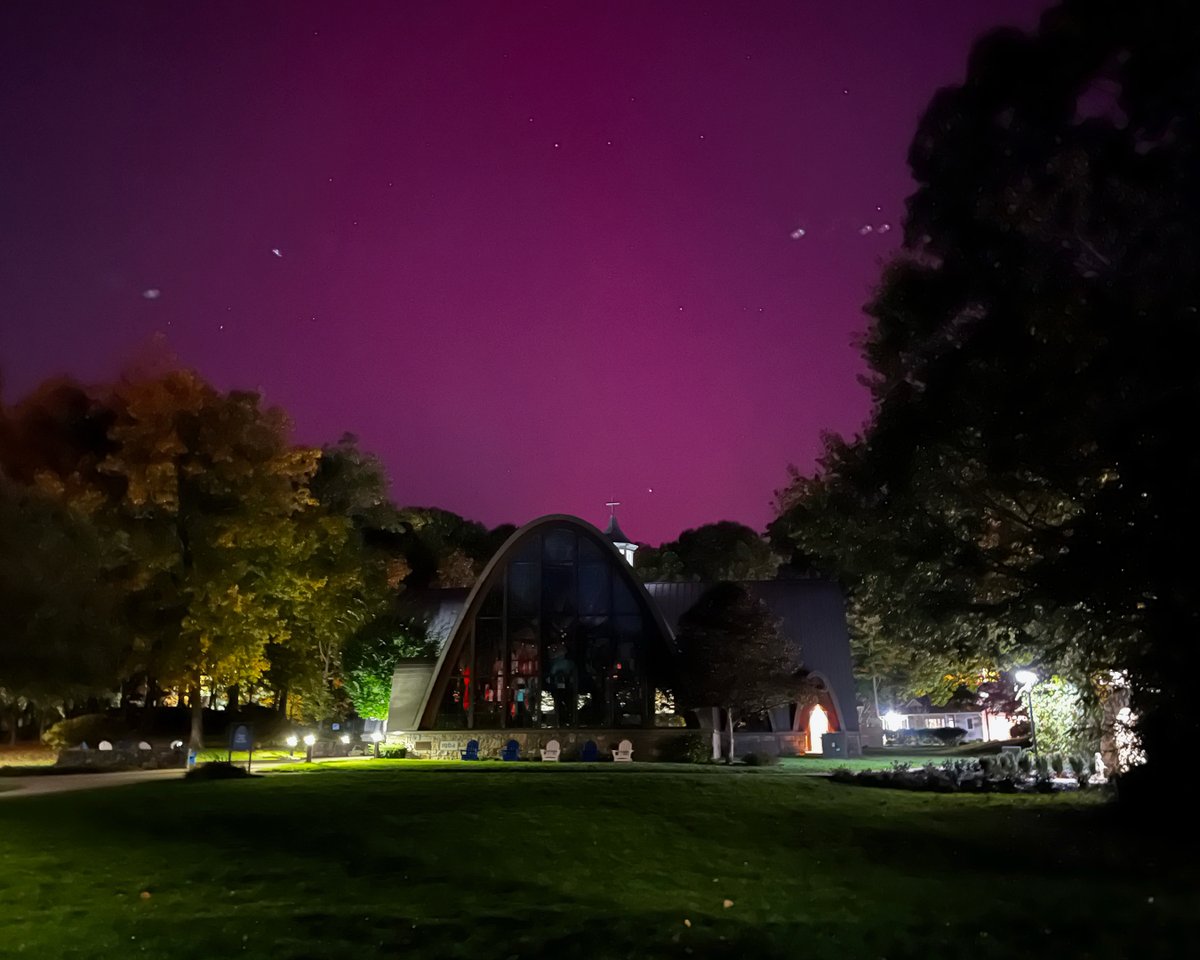 Assumption University tweet media