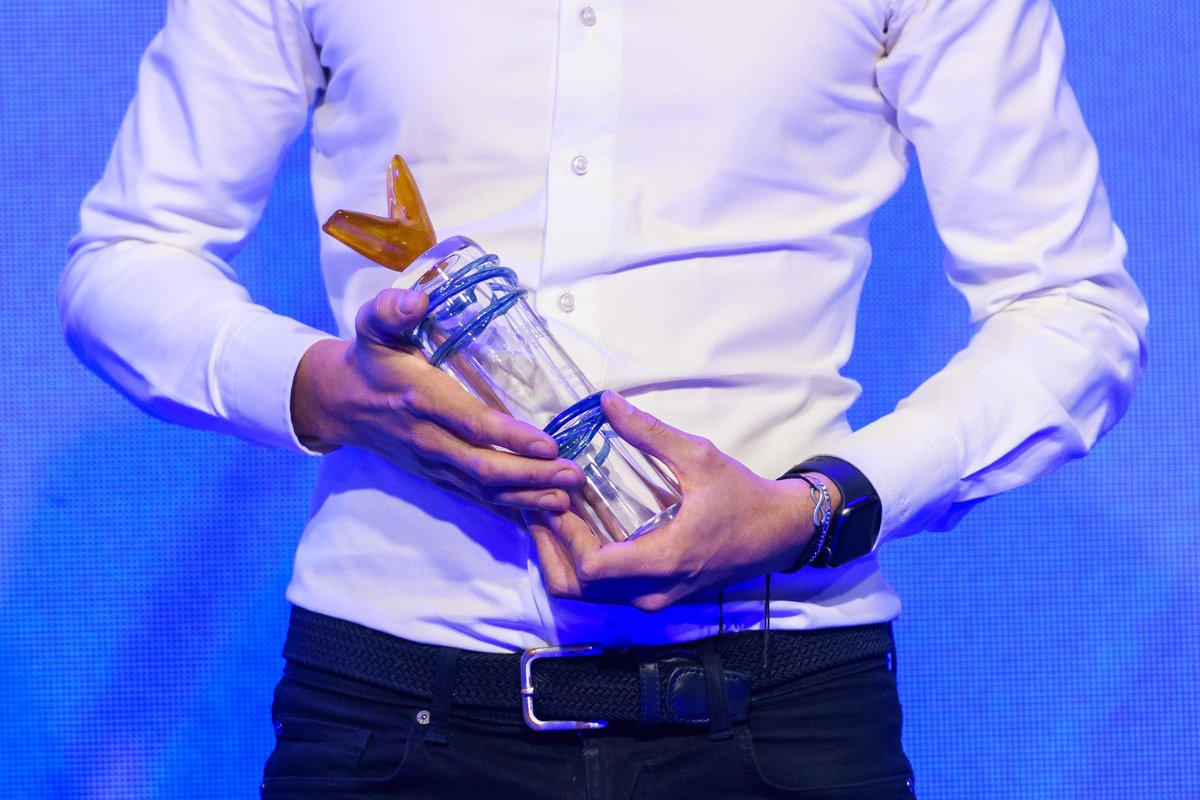 FandomFactory_i's tweet image. 🏆 Double Victory at Sport Alive 2024!

Our projects for the FIBA World Cup 2023 and the 2024 IIHF World Championship took first and second place in the “Best Fan Experience” category at this year’s prestigious Sport Alive Awards.

#FandomFactory #SportAlive #DoubleVictory