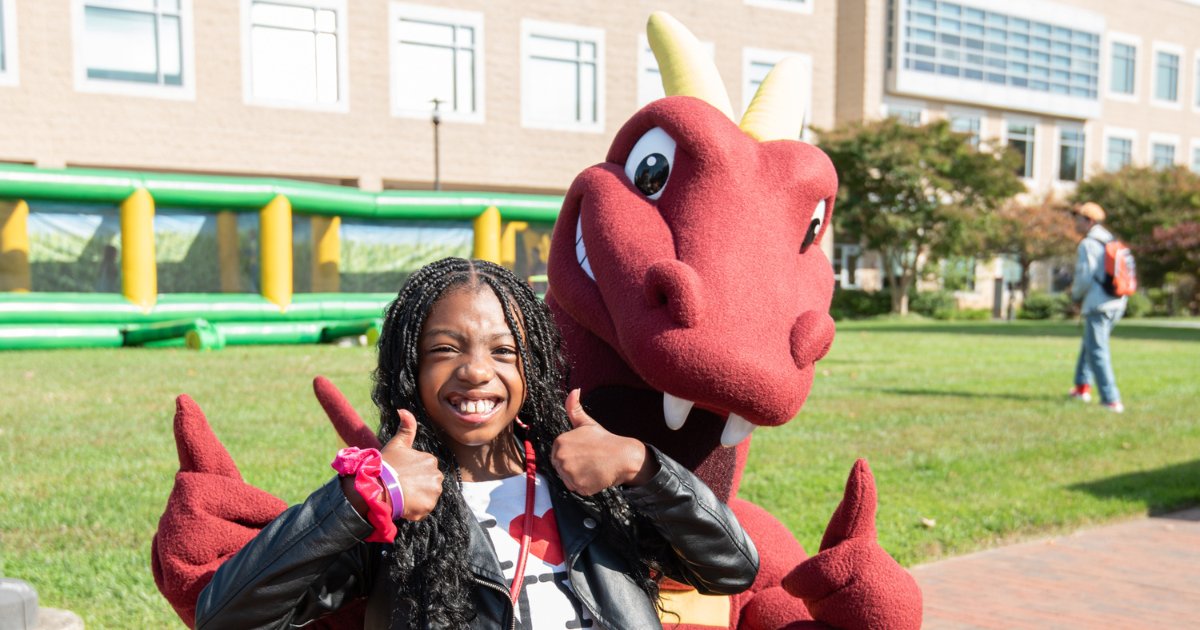 HowardCC's tweet photo. The @HCPSS is closed next Friday. Bring your family and friends to enjoy Fall for ALL, featuring 🎃-themed activities, face painting, 🌽 maze, and more! #FallAtHCC
📅Friday, Oct. 18, 2024
🕚11 a.m.–2 p.m.
➡️Learn more about this free community event: https://t.co/lYR1E2ZhrM https://t.co/7vZtnBiVFT