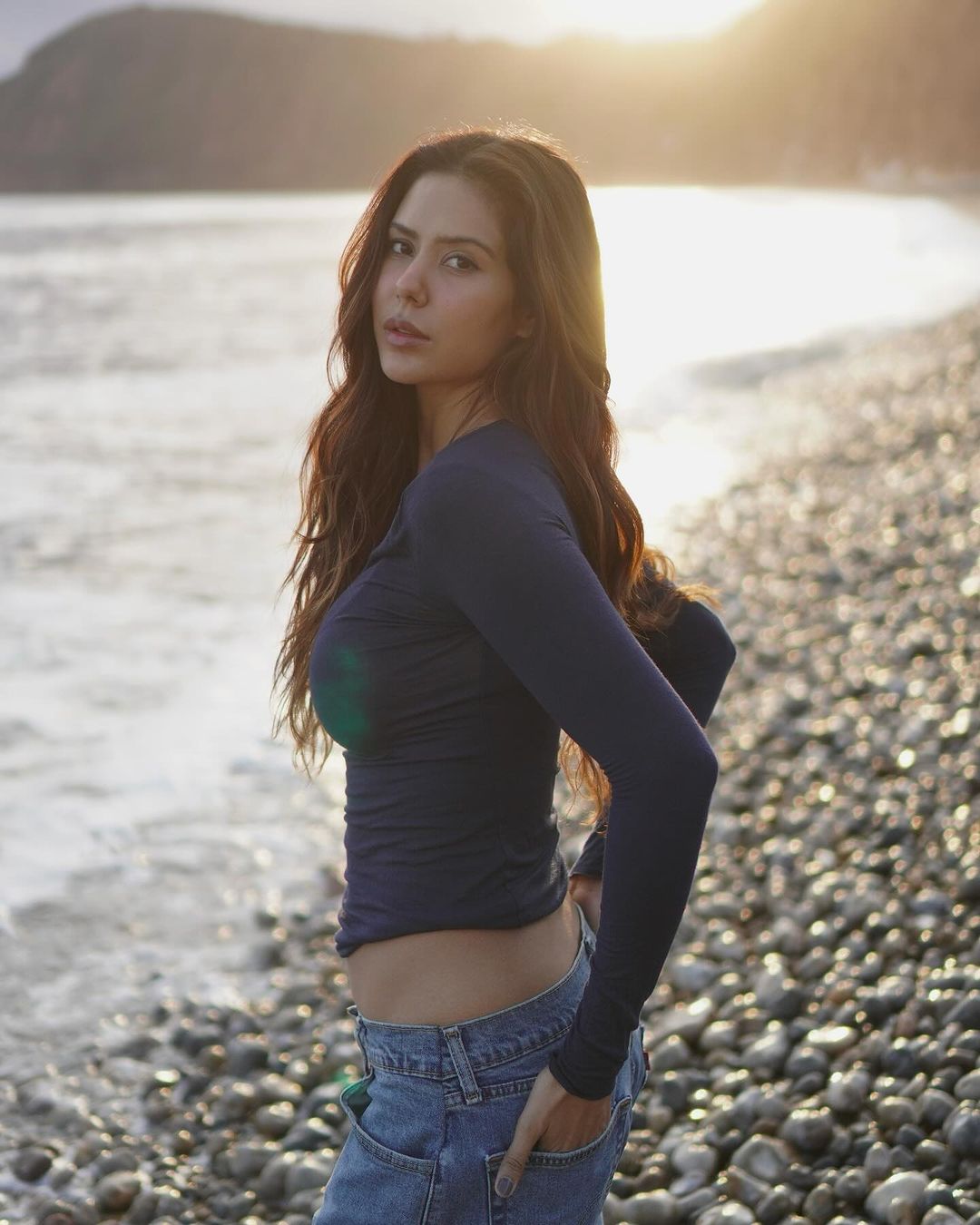 GZnHTf6WsBIJmBO?format=jpg&name=large