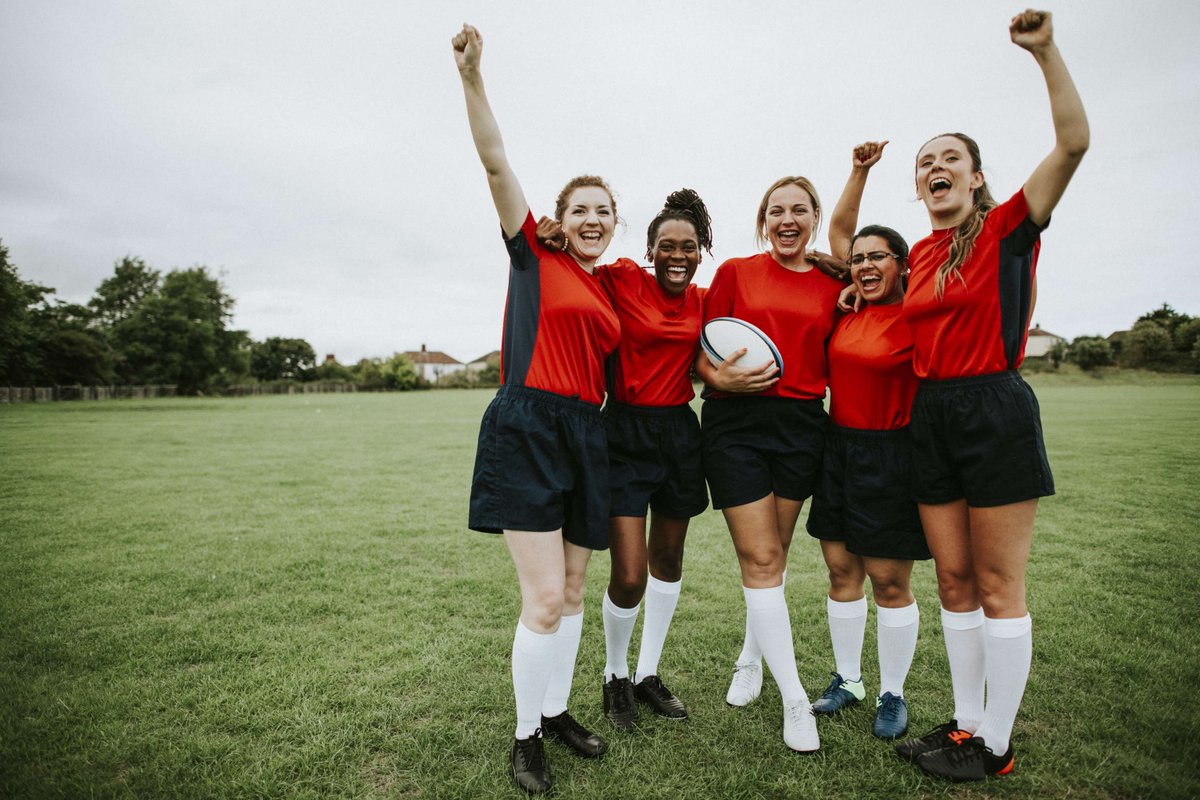 On #InternationalDayoftheGirl, we're calling on sport leaders (coaches, officials, administrators, teachers, &amp; investors) across Canada to help us to create a safer and more equitable sport system for girls. 

Learn how: womenandsport.ca/learning-oppor…