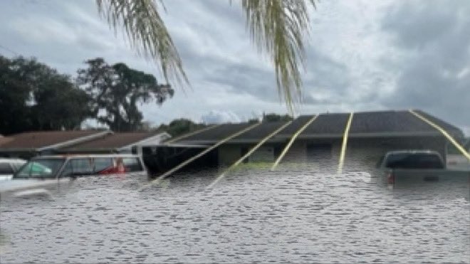 Ms_Harmony58's tweet photo. Man who Tied down his house with straps... well we all wondered Did it hold up? To withstand #hurricanemilton
Water rises and seems the house is okay but it is costly.
#Houseidea #FloridaMan https://t.co/uN9FAyRSVJ