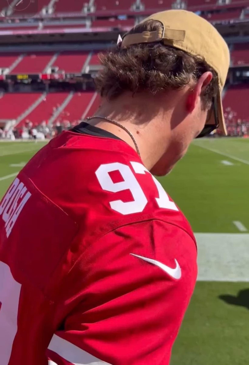 LalaDenise_246's tweet photo. I’m still here. ♥️🥹
And I refuse to leave.
#NopeNotMoving
#TakingRoot
#PullUpaChairAndJoinMe
#HeStoleMyHeartInSanFrancisco
#SamHeughan
#49ers https://t.co/gV1GVjhUKj