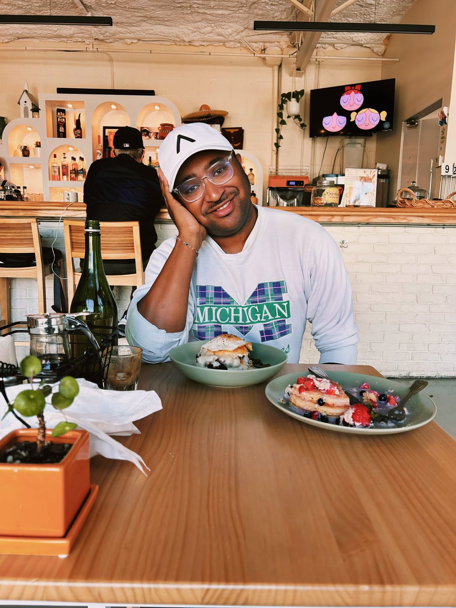 Israel McCullough 🏳️🌈 (he/they) tweet media