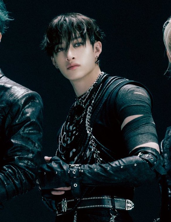 BangChan pics 𖤐 (@bchanpic) on Twitter photo 