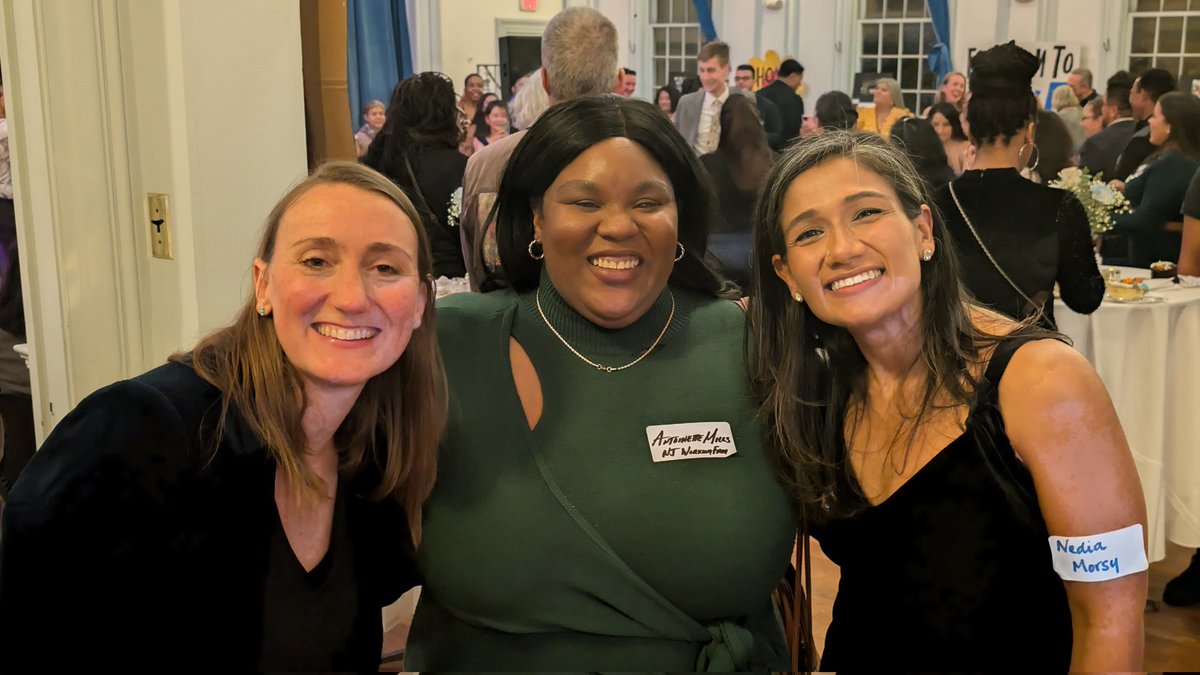 heytonimichelle's tweet photo. Had a great night with @MakeRoadActNJ celebrating 1️⃣0️⃣ years of immigrant power! 

MRNJ and @NJWFP have stood shoulder to shoulder over the years, fighting for dignity and justice for the working class. Here's to the next 10 and winning more together! https://t.co/MpalogNL8A