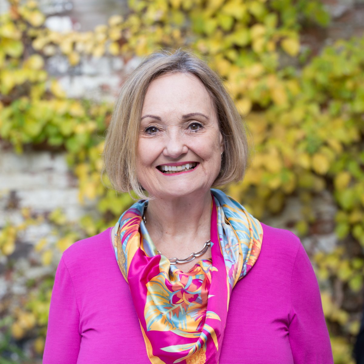 Fantastic to see Prof Helen Worthington being celebrated for her substantial contributions to research!

Helen ranks among the top 100 Best Female Scientists in the UK 2024 on Research.com

manchester.ac.uk/about/news/uni…