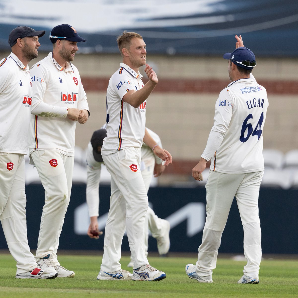 EssexCricket's tweet image. ✌️ Two of our favourite moments from this season's Player of the Year!

500 First-Class wickets ✅
500 First-Class wickets for Essex ✅