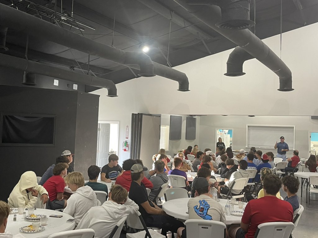 Collinsville Cardinal Football (@cvillecardsfb) on Twitter photo Thank you New Life Assembly for GAMEDAY breakfast and feeding the coaches and <a href="/collinsville_fb/">Cardinal Football</a> <a href="/CvilleOKCheer/">Collinsville Varsity Cheer</a> Thank you New Life Assembly for GAMEDAY breakfast and feeding the coaches and <a href="/collinsville_fb/">Cardinal Football</a> <a href="/CvilleOKCheer/">Collinsville Varsity Cheer</a>