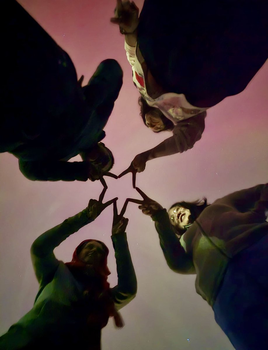 Our fellows enjoying aurora borealis as it lit up the Rochester skies! #MayoIDFellowship <a href="/ID_ologist/">Syeda Sahra</a> <a href="/SofiaMolina1992/">Sofia Molina</a> <a href="/kemarbarrettmd/">Kemar Barrett</a>