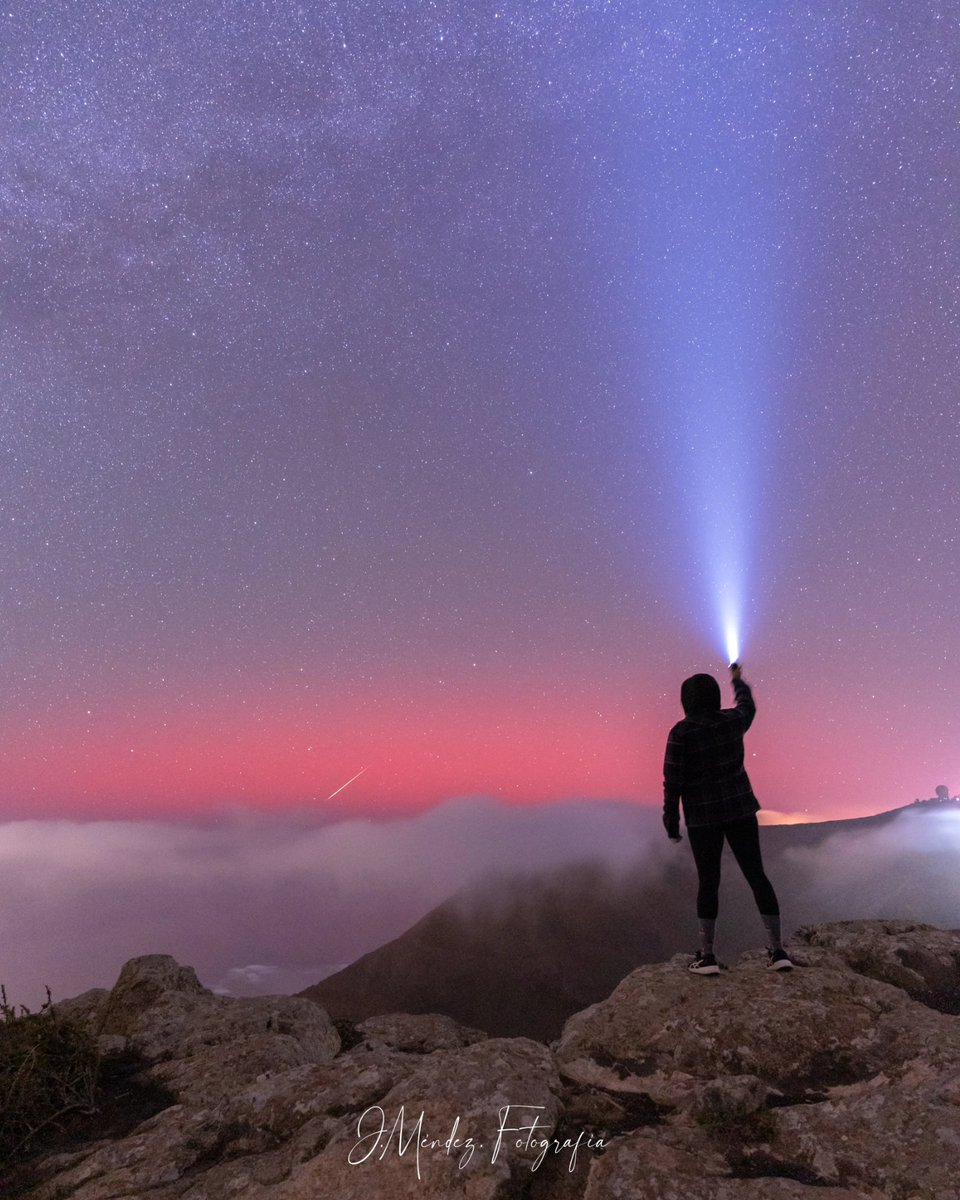 Anoche pude disfrutar de las auroras que llegaron a Lanzarote,Islas Canarias 

Disfrutando de la naturaleza. 
#auroras 
#cielosESA 
#photopills 
<a href="/A3Noticias/">Antena 3 Noticias</a> 
<a href="/ElTiempo_tve/">El Tiempo en TVE</a> 
<a href="/VickyPalmaMeteo/">Vicky Palma</a> 
<a href="/ElTiempo_tve/">El Tiempo en TVE</a> 
<a href="/tiempobrasero/">Tutiempo</a>
<a href="/ElTiempo_tve/">El Tiempo en TVE</a>