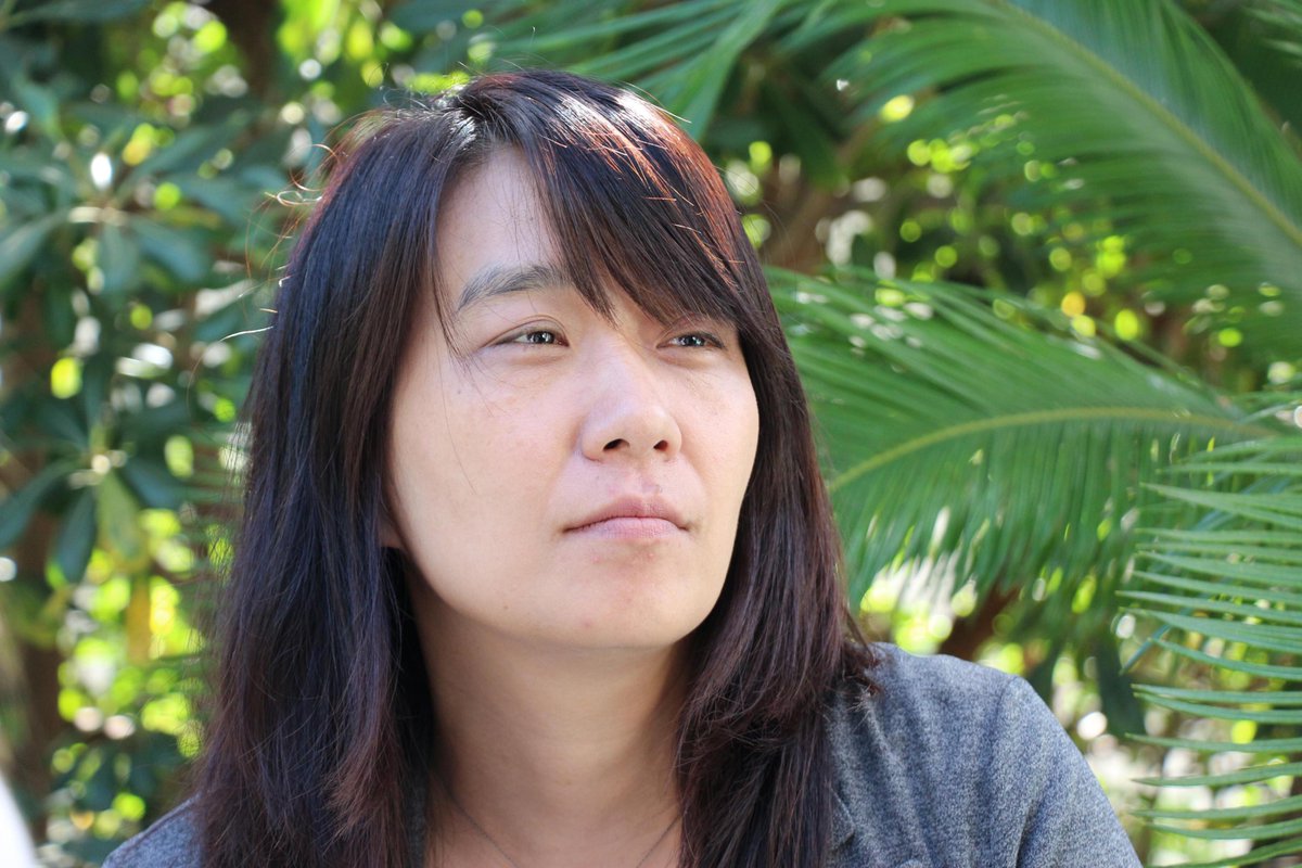 Penso che l'arte sia capace, attraverso la ricerca della bellezza, di distruggere le passioni più basse dell'essere umano. Due interviste a Han Kang, premio Nobel per la letteratura 2024, dagli archivi di #Fahrenheit. Qui bit.ly/ascoltahankang