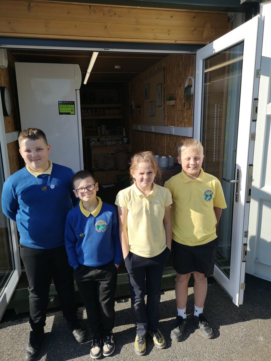 Mr Wharton (@cwmffmr_w) on Twitter photo Big delivery today <a href="/BigBocsBwyd/">Big Bocs Bwyd</a>. Great effort from the pupils for helping organise and manage the produce this afternoon. If you haven't visited yet I strongly recommend you do ☺️. Located in <a href="/cwmffrwdoer/">Cwmffrwdoer Primary</a> Car Park. Big delivery today <a href="/BigBocsBwyd/">Big Bocs Bwyd</a>. Great effort from the pupils for helping organise and manage the produce this afternoon. If you haven't visited yet I strongly recommend you do ☺️. Located in <a href="/cwmffrwdoer/">Cwmffrwdoer Primary</a> Car Park.