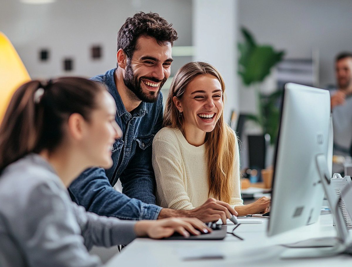 aaaaguc's tweet photo. Desde la creación del Polo TIC, el futuro tecnológico en Misiones está en pleno desarrollo. Nuestros jóvenes programadores están transformando la provincia en un polo de innovación, generando nuevas oportunidades y crecimiento económico. #DíaDelProgramadorMisionero https://t.co/u2mNxhBHa8