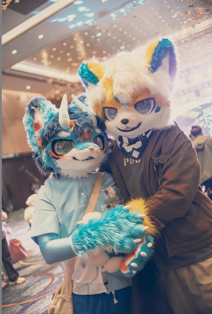 #FursuitFriday 第一张毛五！