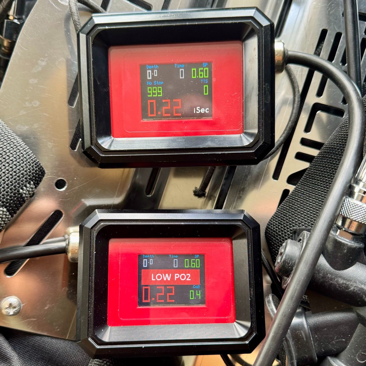 urinantes's tweet photo. A productive visit to Nammu-Tech yesterday. The handset issue is resolved with a simple replacement. The LED boards are temperamental. So time to get Debbie back in the water. Lots of talk of future support for the Redbare &amp; what the future holds. I will upgrade the  MAVs &amp; DSVs. https://t.co/HYVngg9R0n