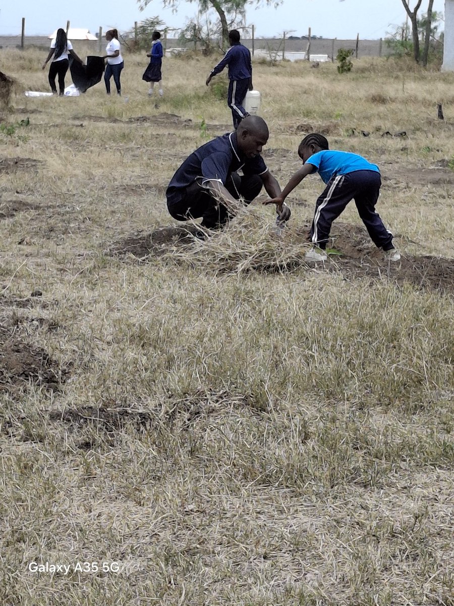 Today, <a href="/UoNWMI/">Wangari Maathai Institute</a> <a href="/HeartsOfGreen/">Hearts of Green</a>, <a href="/viva_365/">Viva 365 Insurance Brokers</a> insurance hosted a tree-planting event at Inkiito Primary School, Kajiado West. 300 trees were planted under the WMI #landscaperepairandtransformationLandscape initiative! 🌳 #ClimateAction #mazingira