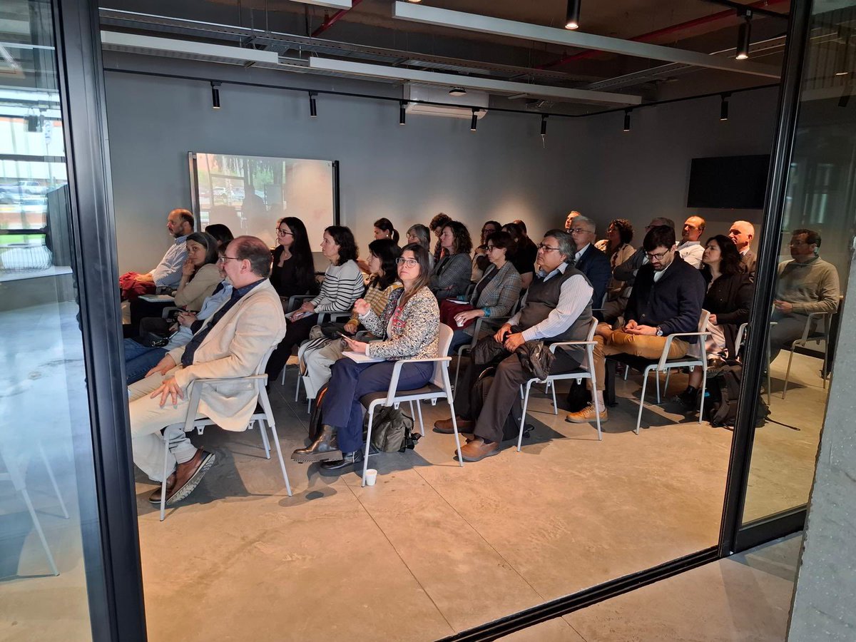 dicytmec's tweet photo. #Ahora se presentan los resultados de consultorรญa relacionada con Competencias en Transferencia de #Tecnologรญa y Conocimiento
#DICYTMEC - #DNPI @MIEM_Uruguay
@UyInnovationHub
@EU_IPO https://t.co/Nu3ZuMwzCw