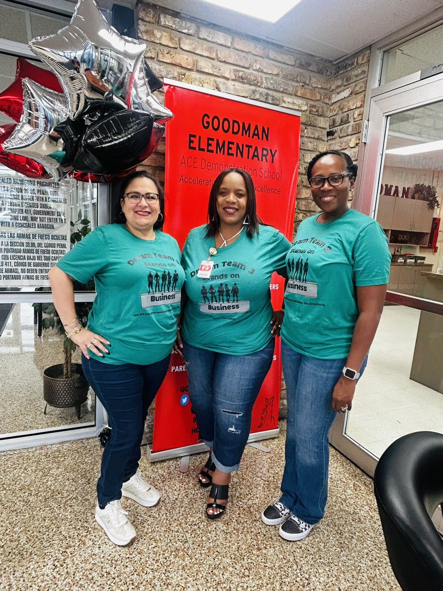 GoodmanES_AISD's tweet image. Sending birthday wishes to our amazing AP @TraylorKappelle !!!! Hope you have an amazing day and a year filled with continued blessings!🎉🎂🩷