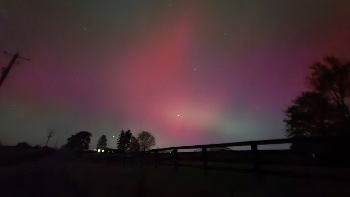 Thanks to <a href="/MarcWeinbergWX/">Marc Weinberg</a>  for the inspiration to take my kid out and view this. His excitement inspired me. Moment I will never forget.