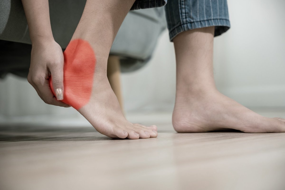 IrvingFoot's tweet image. Heel pain slowing you down? We’ve got the expertise to get you back on your feet, pain-free. Book your visit today and let’s get you moving!
#PainFreeSteps #HeelHelp
bit.ly/41wCyi5