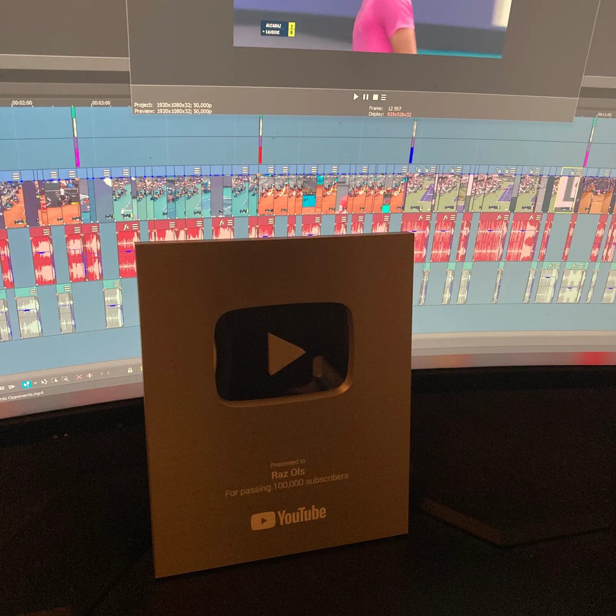 RazOlsRF's tweet image. It’s almost been ten years since I started my channel on Youtube. My only goal was to provide Roger Federer videos as I felt there were a lot of good stuff missing that should be available to tennis fans. Unexpectedly things took off really quick and suddenly I had 1000…