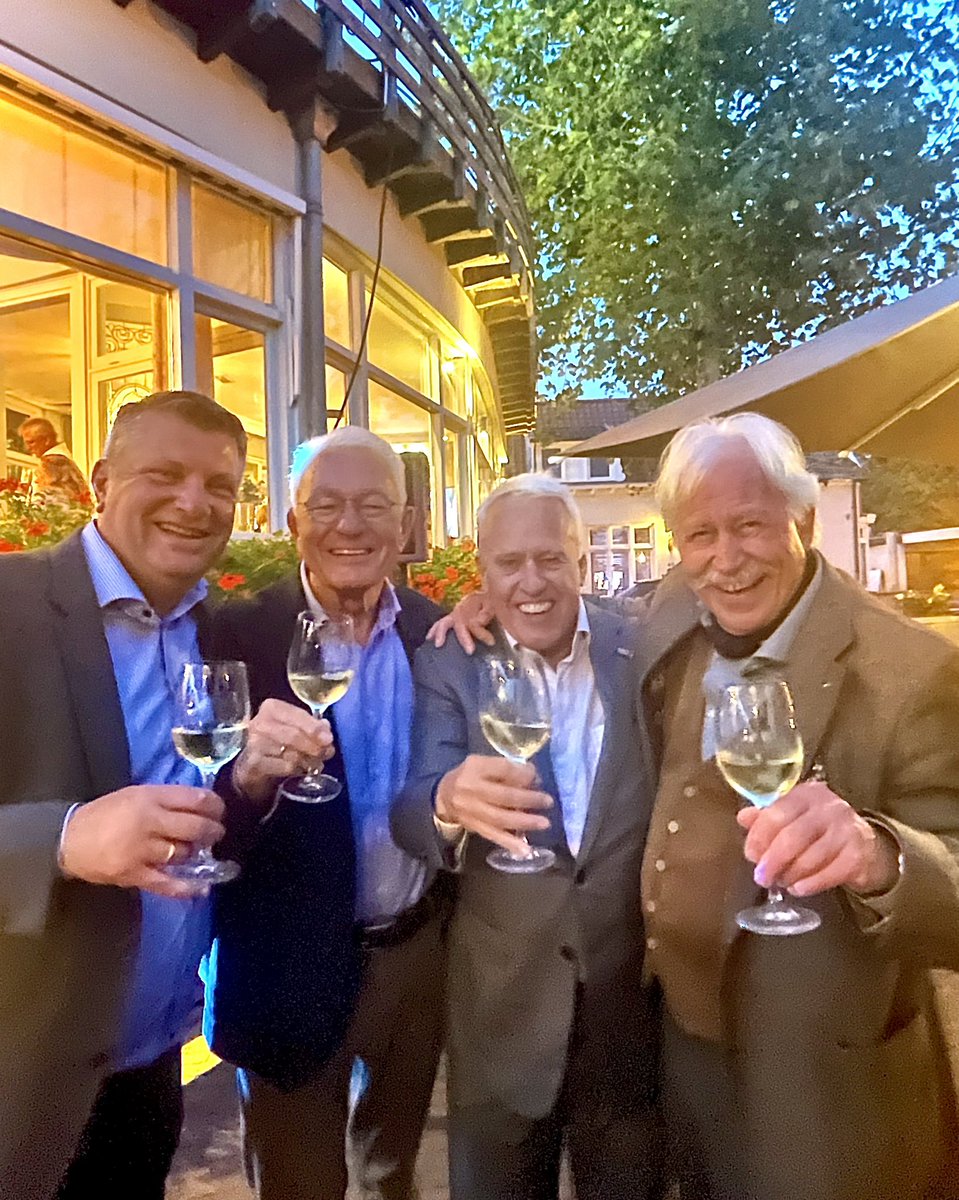 #lifeiskool tweet media