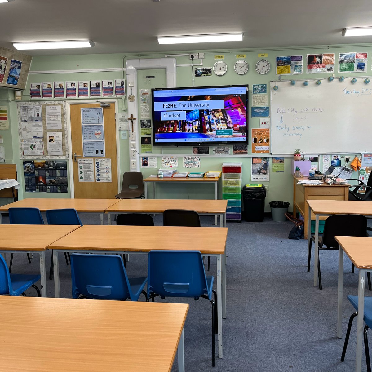 Earlier this month, Sophia delivered the FE2HE  session - getting students ready for University, with Y12's at <a href="/StThomasMoreCA/">STMCA</a>  👨‍🎓