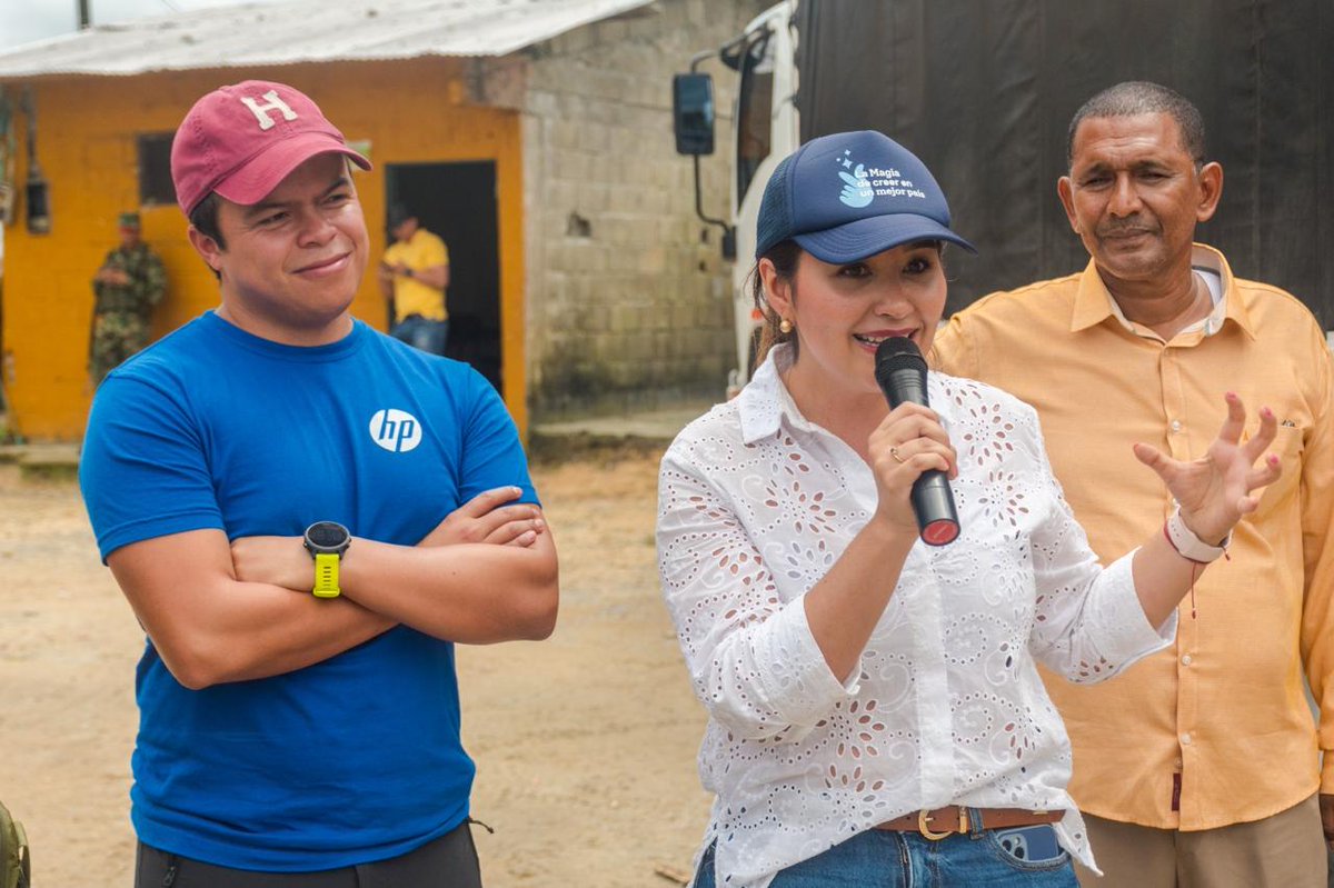 HP Colombia tweet media