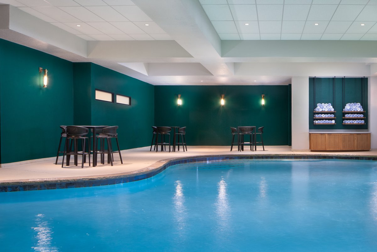 FW Sheraton Hotel (@fwsheraton) on Twitter photo Dive in and let the water take over. Dive in and let the water take over.