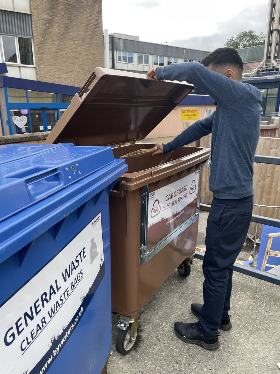 ProjectSEARCHEL's tweet image. Just over halfway through the first rotation and interns continue to contribute in all areas of the hospital. Everyone is progressing really well and we are getting lots of great feedback from managers and mentors.
Well done everyone!