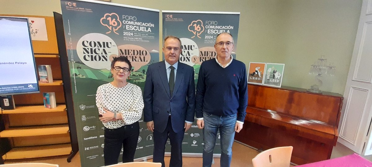 forocye's tweet image. Javier Junceda @JUNCEDA_ABOGADO impartió la conferencia "Las tres Españas" en la Biblioteca Popular Circulante Menéndez Pelayo de Castropol y en el marco de este 16 Foro Comunicación y Escuela".