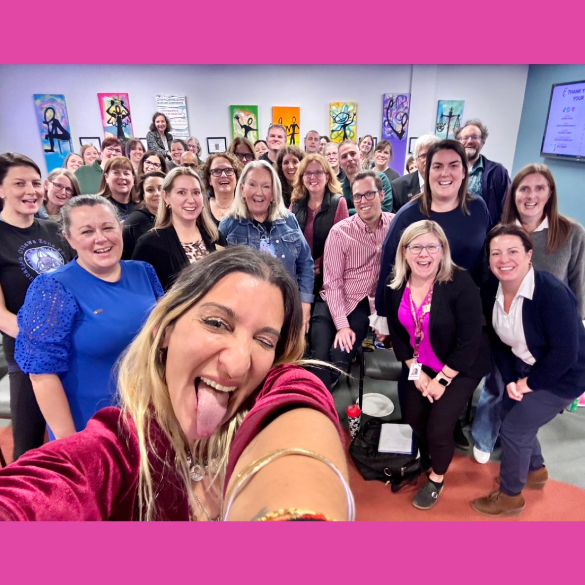 TheMathGuru's tweet image. I had the BEST time sharing ✨@MathTherapy ✨ w @OAMElearns Ottawa educators! It was inspiring to be surrounded by teachers, coaches, leaders &amp;amp; mental health professionals who are committed to helping students build healthy relationships w math❤️‍🩹 When we all align toward the same…