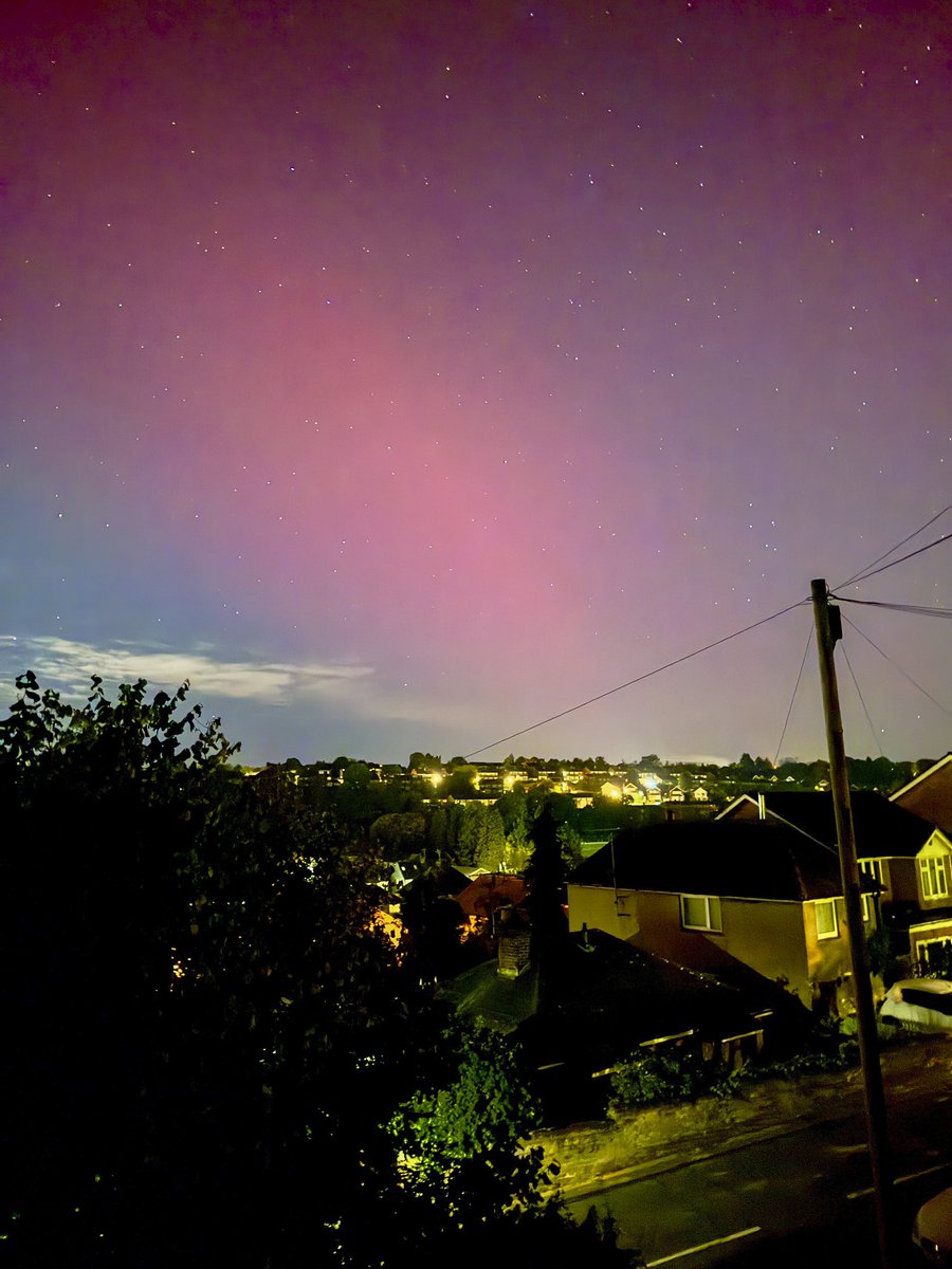 More #northernlights outside my front door. Absolutely magical.