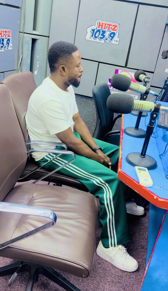 Fysikal (@fysikald) on Twitter photo Man’Je was Loud this morning inside <a href="/Hitz1039FM/">Hitz 103.9 FM</a> with @Doreen Avio. Keep streaming Kereeesu
audiomack.com/fysikal12/song…
youtu.be/syc9qTeUf2g?si…. <a href="/KSwych/">Kofi Swych</a> Man’Je was Loud this morning inside <a href="/Hitz1039FM/">Hitz 103.9 FM</a> with @Doreen Avio. Keep streaming Kereeesu
audiomack.com/fysikal12/song…
youtu.be/syc9qTeUf2g?si…. <a href="/KSwych/">Kofi Swych</a>