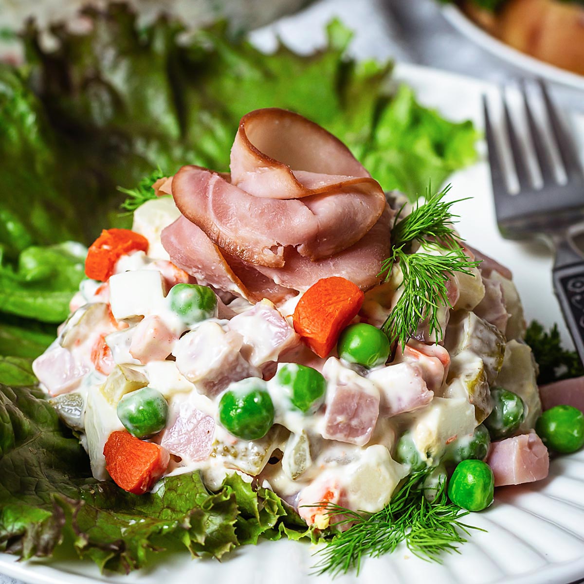 Russian Potato Salad - Olivier all-thats-jas.com/russian-potato… via <a href="/all_thats_jas/">All that's Jas</a> #russiansalad #saladolivier