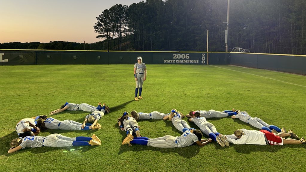 Raider Softball put up one heck of a fight this week in Region 6-5A, securing two huge wins against Woodstock and Pope on the road. <a href="/MayWeis2027/">May Weis</a> also celebrated the incredible milestone of her 200th strikeout this season. 🔥