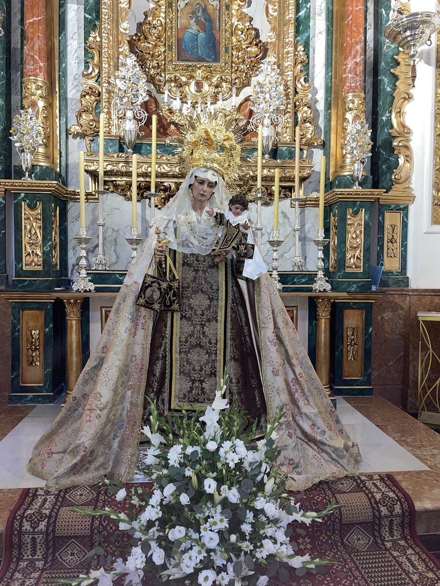 La Virgen del Carmen de Olías, estará en Veneración desde hoy en la Parroquia de los Santos Mártires, el día 15 se celebrará misa en su honor a las 20h, el día 20 saldrá en santo rosario hasta la SICB, tras la misa regresará en procesión hacia la parroquia de los Santos Mártires.