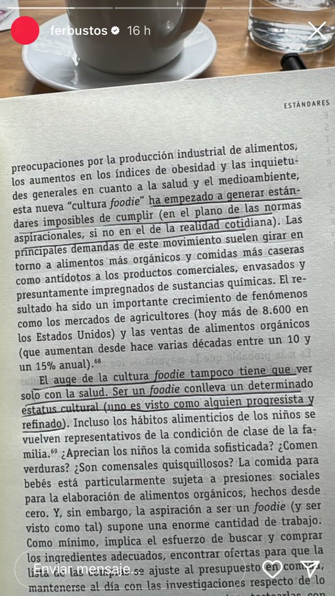 AlfonsoCadena16's tweet photo. Hola @Ferbustos. Hace unos días subiste una historia a tu Ig, ¿qué libro es? No logro encontrarlo. 
Muchas gracias. https://t.co/w4Vpa1GIvq